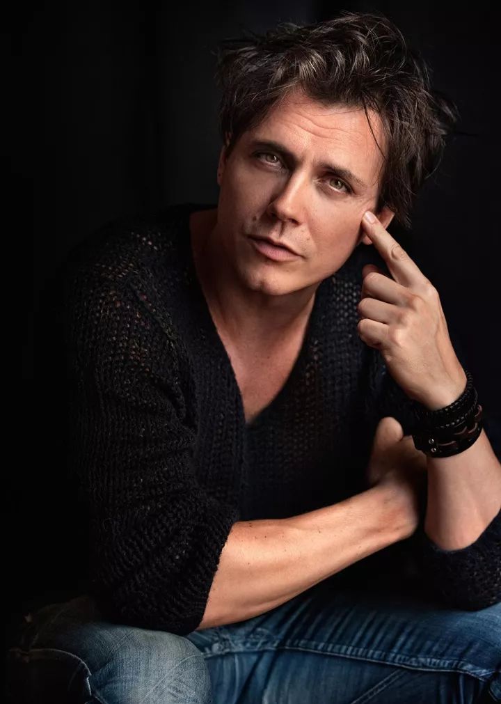 饰演 列奥波尔得leopold mozart / 萨列里 salieri洛朗·班(laurent